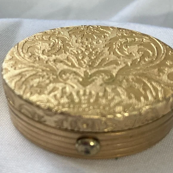 Vintage Avon Brocade Perfume Glacé Gold Tone Case Pill Box Trinkets - Picture 1 of 10
